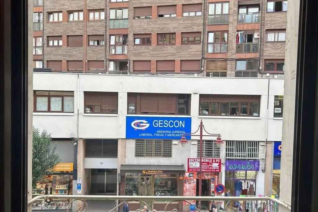 アパート バラカルドCentrico Tu Hogar En Bilbaoアパートメント